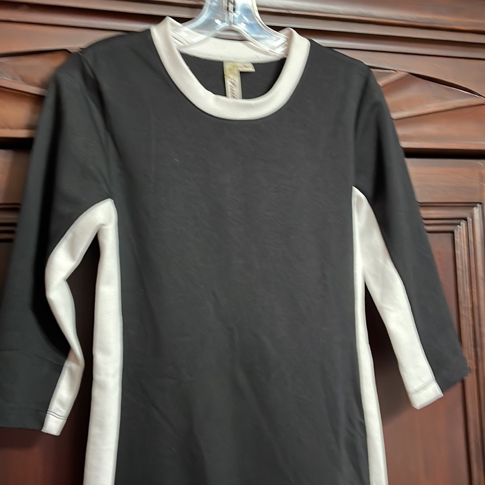 Dress - Picture 3 of 8